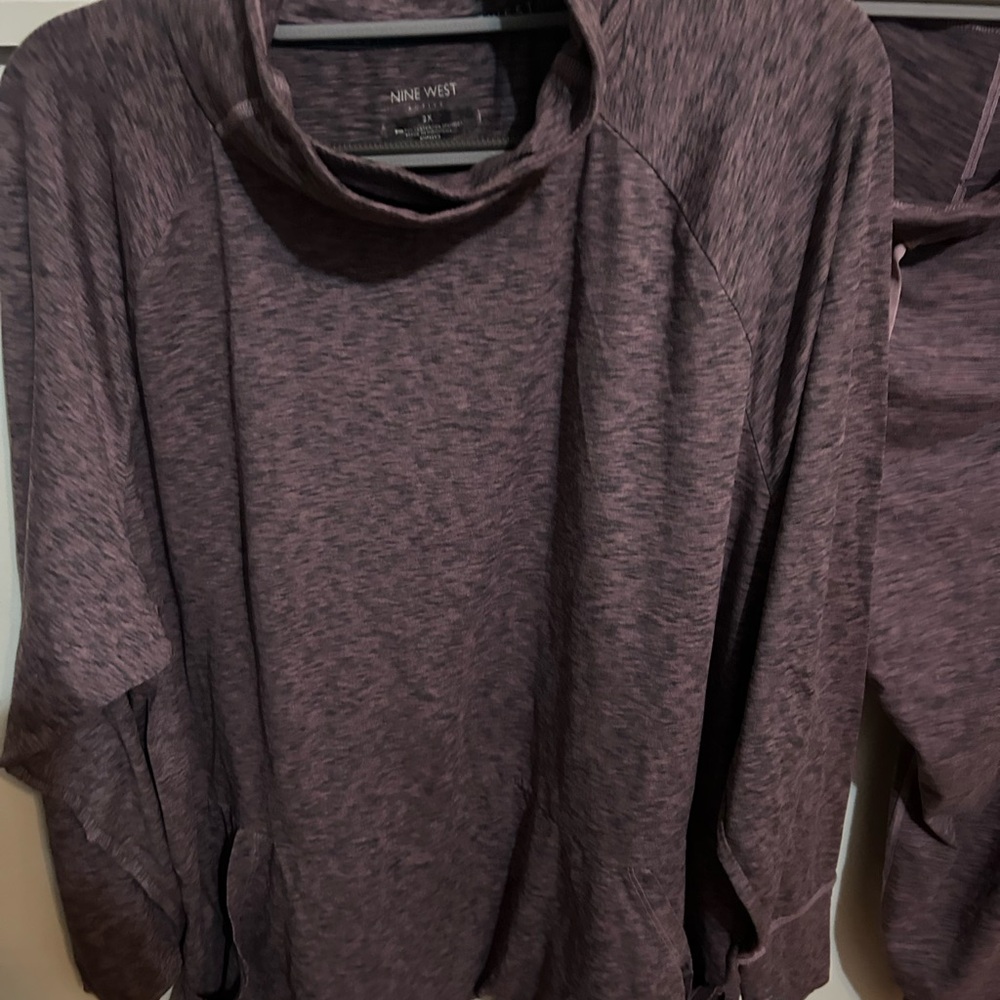 Nine West Heathered Purple Cowl Neck Top and Joggers